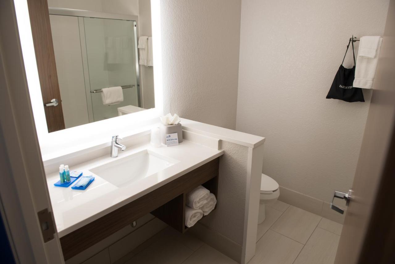 Holiday Inn Express & Suites - Dayton Southwest By Ihg Ngoại thất bức ảnh