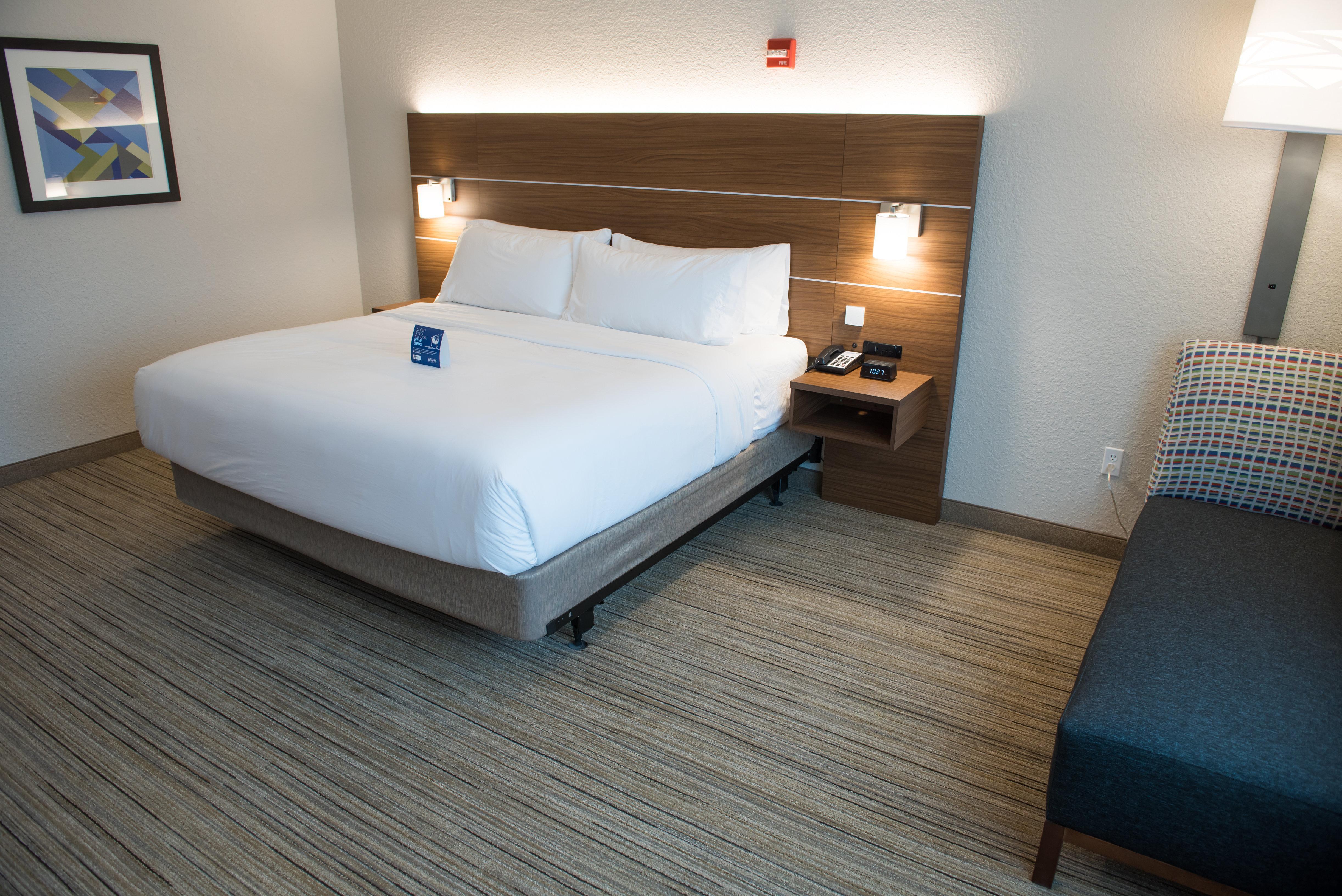 Holiday Inn Express & Suites - Dayton Southwest By Ihg Ngoại thất bức ảnh